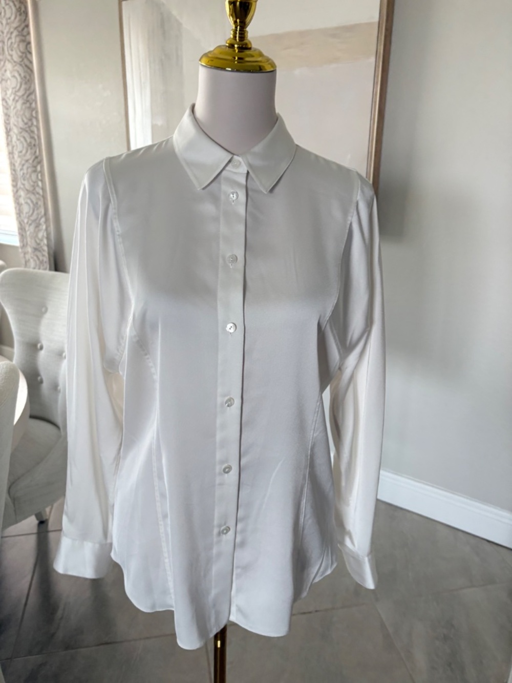 NWT Theory Seam Cinch Ivory Satin Texture Blouse